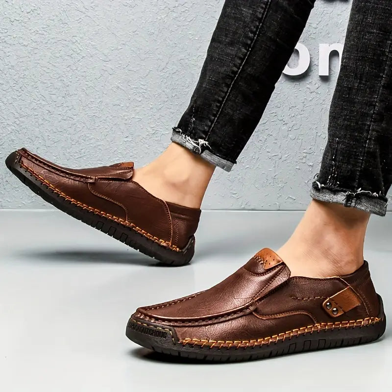 Kit Sapato Mocassim Masculino Ortopédico em 100% Couro Legítimo + BRINDES: Cinto, Carteira e Relógio