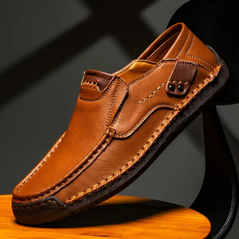 Kit Sapato Mocassim Masculino Ortopédico em 100% Couro Legítimo + BRINDES: Cinto, Carteira e Relógio